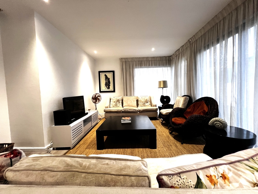 To Let 1 Bedroom Property for Rent in Sandown Western Cape